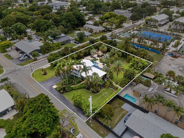 3721 NE 15th Avenue, Oakland Park, FL 33334