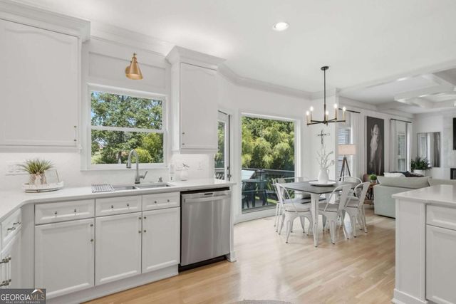 3410 Parsons Run, Suwanee, GA 30024