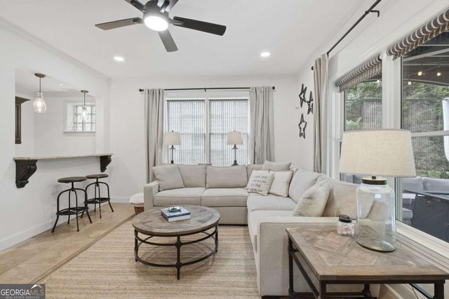 3410 Parsons Run, Suwanee, GA 30024