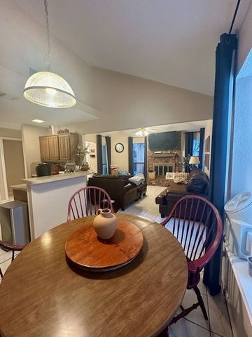 2148 Sunstone Drive, Carrollton, TX 75006