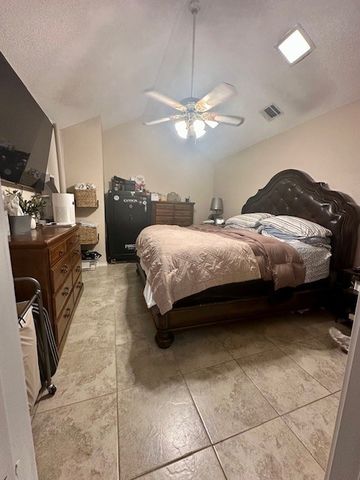 2148 Sunstone Drive, Carrollton, TX 75006