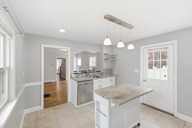 21 Chauncey St, Dedham, MA 02026