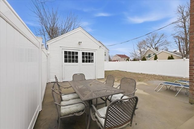 21 Chauncey St, Dedham, MA 02026