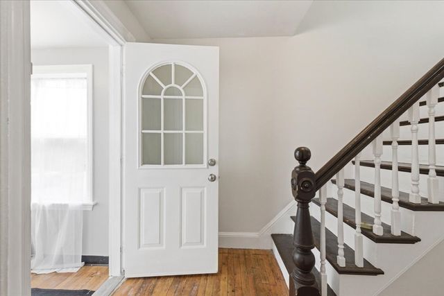 21 Chauncey St, Dedham, MA 02026