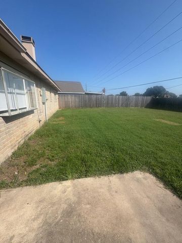 18214 Almonte Lane, Tomball, TX 77377
