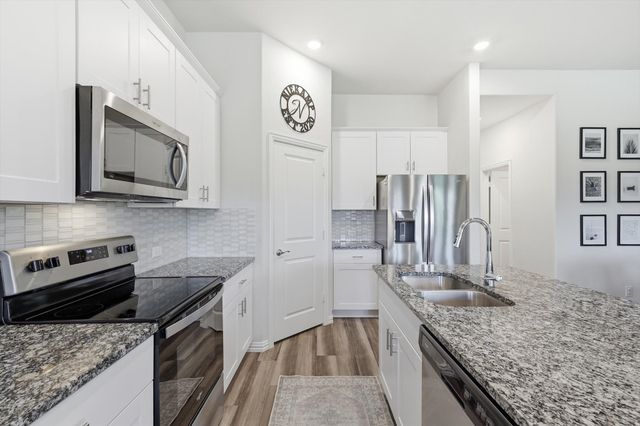 221 Stonehollow Way, Melissa, TX 75454