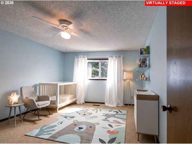 2883 Se SPRUCE St, Hillsboro, OR 97123