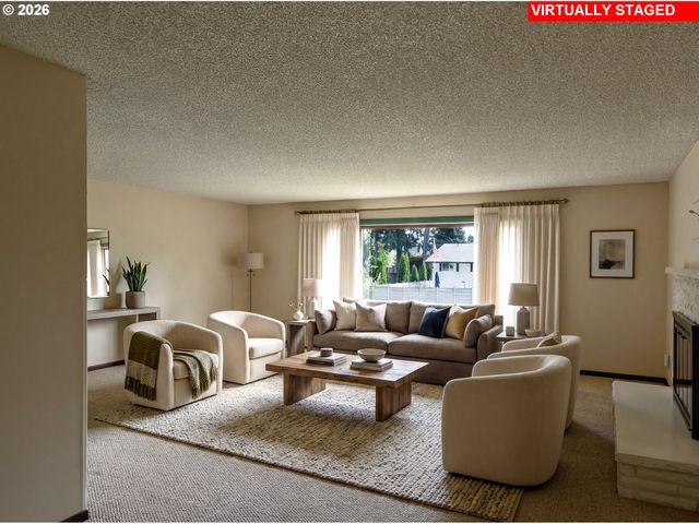 2883 Se SPRUCE St, Hillsboro, OR 97123