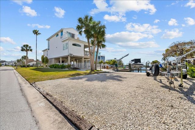 8117 BRIGHTON DRIVE, Port Richey, FL 34668