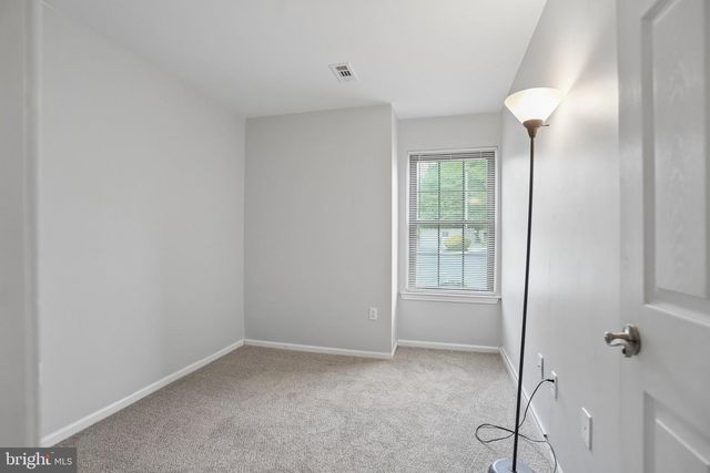 2 BRIDGEWATER DR, Marlton, NJ 08053