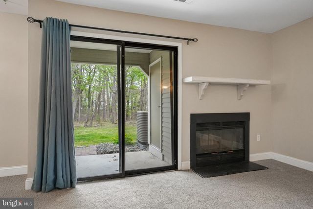 2 BRIDGEWATER DR, Marlton, NJ 08053