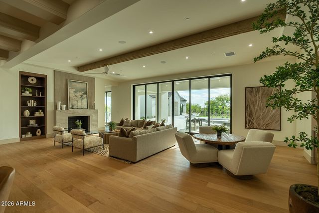 22012 N LOS CABALLOS Drive, Scottsdale, AZ 85255