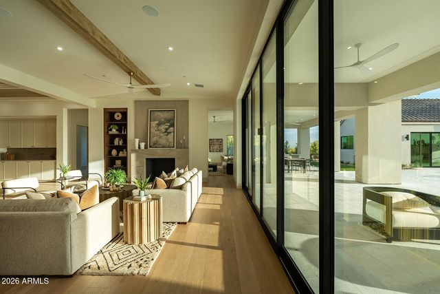 22012 N LOS CABALLOS Drive, Scottsdale, AZ 85255