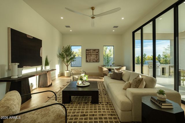 22012 N LOS CABALLOS Drive, Scottsdale, AZ 85255