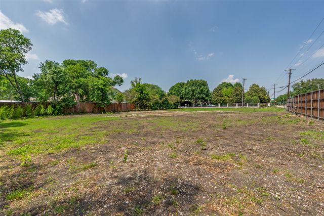 5934 Lakehurst Avenue, Dallas, TX 75230