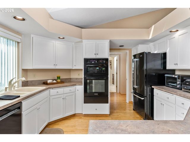 12664 Sw BEXLEY Ln, Portland, OR 97224