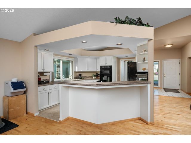 12664 Sw BEXLEY Ln, Portland, OR 97224