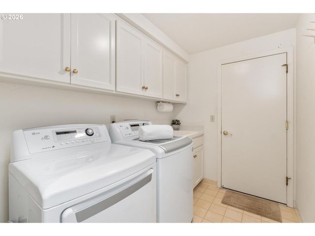 12664 Sw BEXLEY Ln, Portland, OR 97224