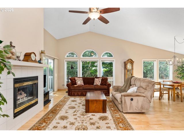 12664 Sw BEXLEY Ln, Portland, OR 97224