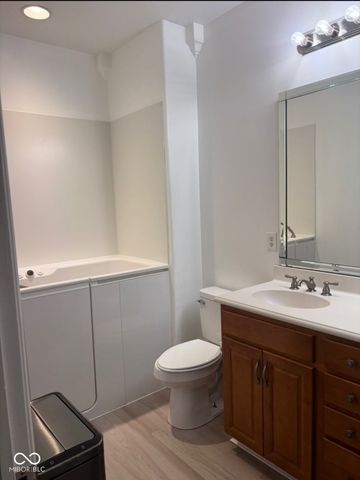 1016 Mount Olive Road, Whiteland, IN 46184