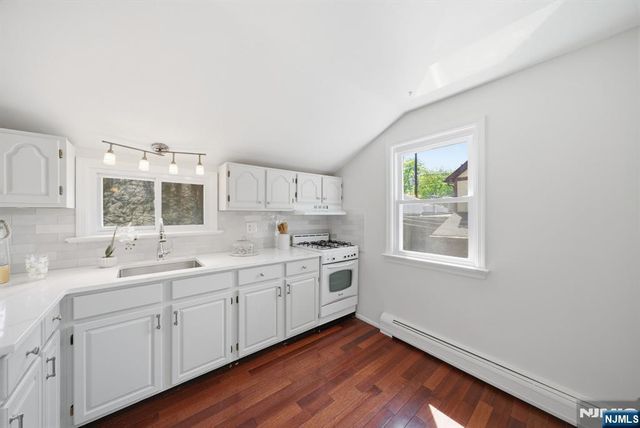 386 Kinderkamack Road, Oradell, NJ 07649