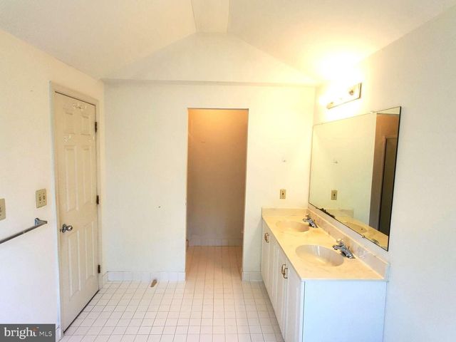 627 FAWN CIR, King Of Prussia, PA 19406