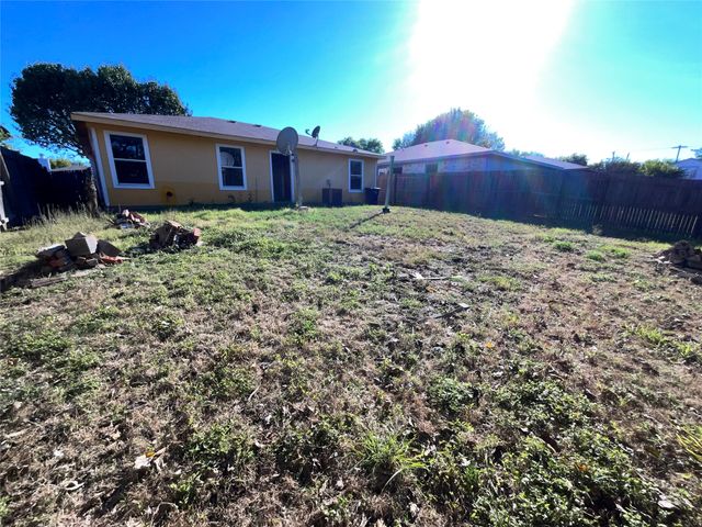 2508 Stagecoach Street, Fort Worth, TX 76133