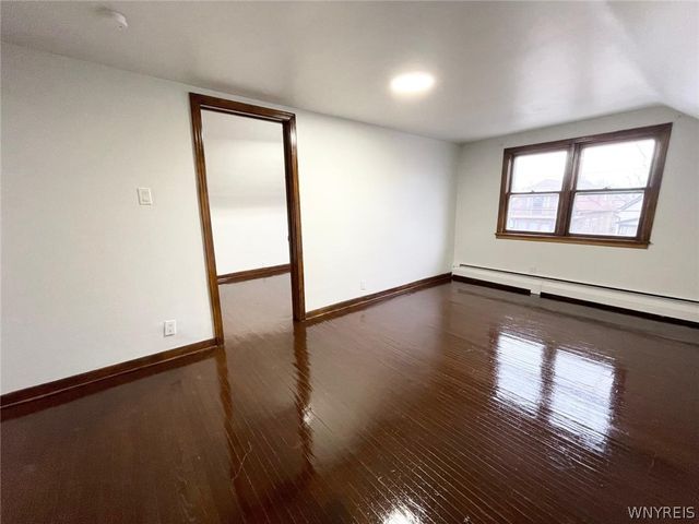 39 Elgas Street, Buffalo, NY 14207