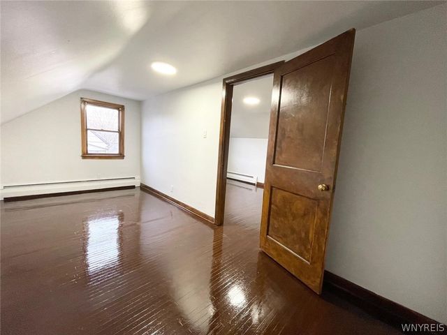 39 Elgas Street, Buffalo, NY 14207