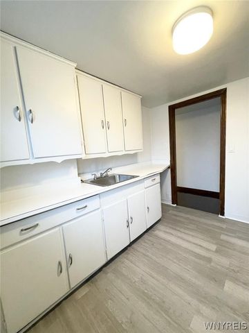 39 Elgas Street, Buffalo, NY 14207