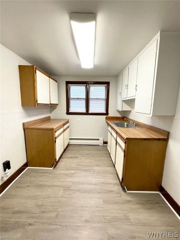 39 Elgas Street, Buffalo, NY 14207