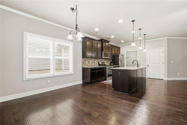 163 Hawthorne Ridge Circle, Dallas, GA 30132