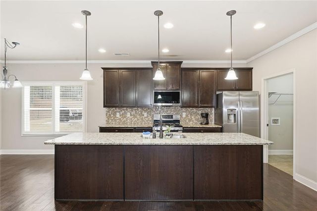 163 Hawthorne Ridge Circle, Dallas, GA 30132