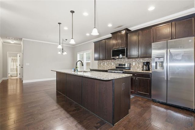 163 Hawthorne Ridge Circle, Dallas, GA 30132