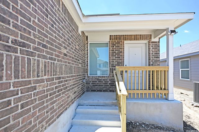 223 Zyra Ave, New Braunfels, TX 78130