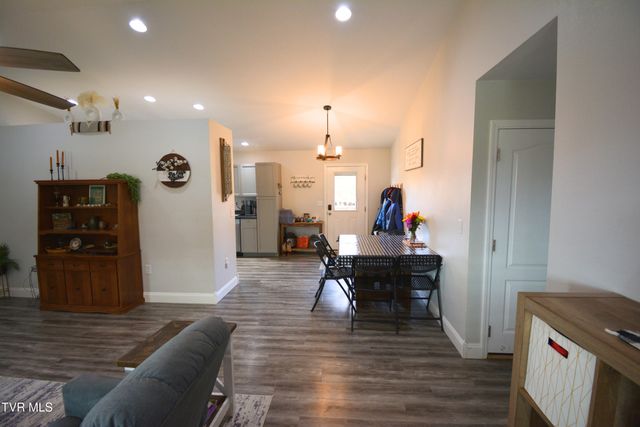 144 Maple Crest, Greeneville, TN 37743