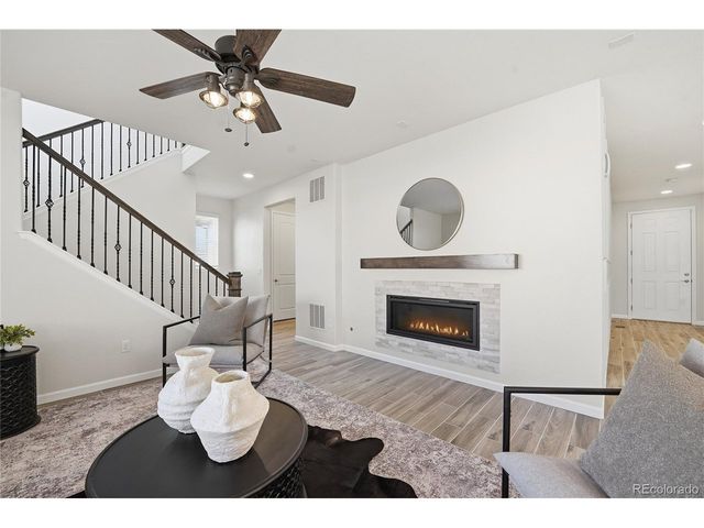 5783 S Fultondale Ct, Aurora, CO 80016