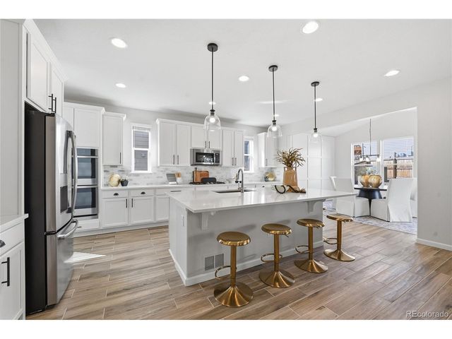5783 S Fultondale Ct, Aurora, CO 80016