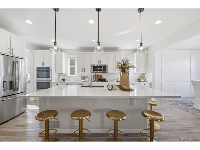5783 S Fultondale Ct, Aurora, CO 80016