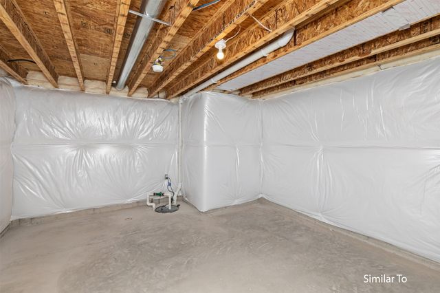 1200 Featherstone Avenue NE, Bondurant, IA 50035