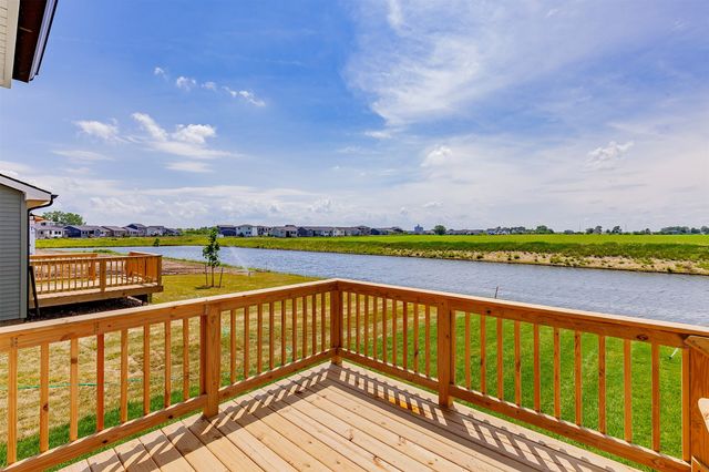 1200 Featherstone Avenue NE, Bondurant, IA 50035