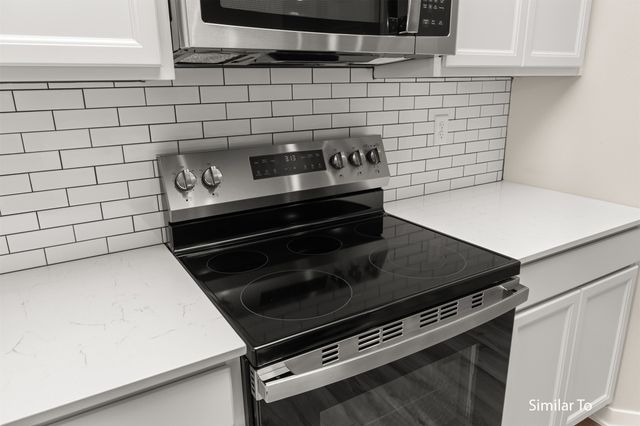 1200 Featherstone Avenue NE, Bondurant, IA 50035