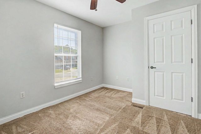 2747 Shamu Drive, Hebron, KY 41048