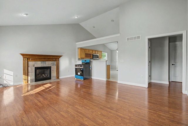 2747 Shamu Drive, Hebron, KY 41048