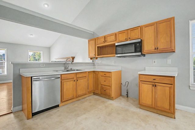 2747 Shamu Drive, Hebron, KY 41048