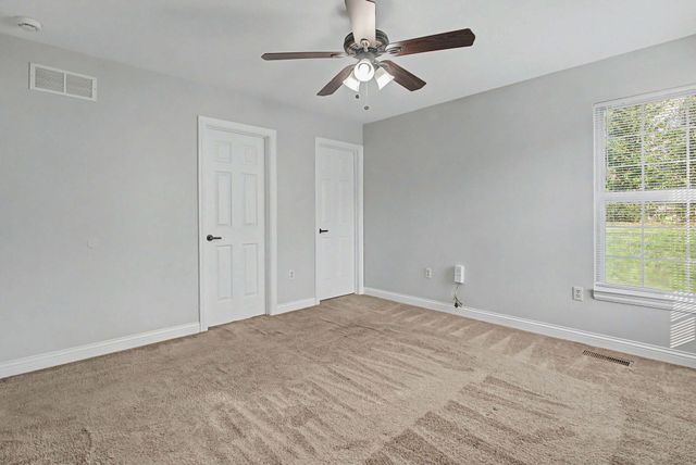 2747 Shamu Drive, Hebron, KY 41048
