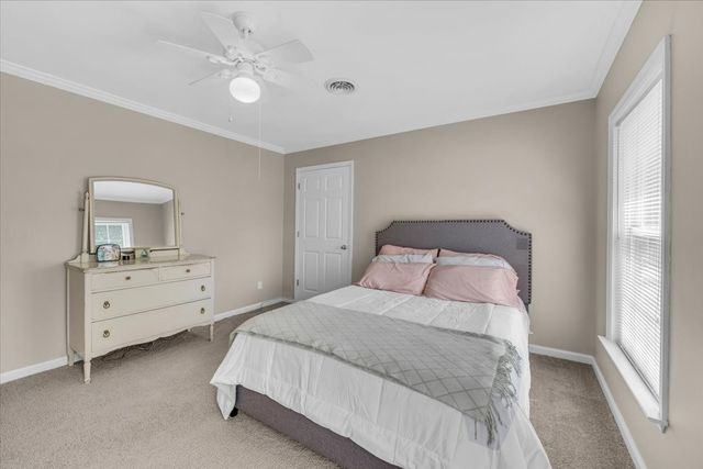 141 W Laurel Ave, Mcminnville, TN 37110