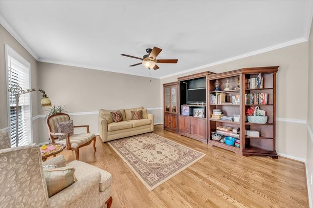 141 W Laurel Ave, Mcminnville, TN 37110