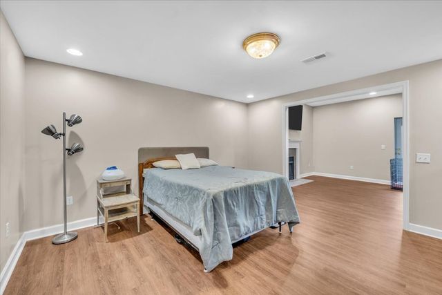 141 W Laurel Ave, Mcminnville, TN 37110