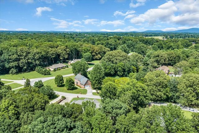 141 W Laurel Ave, Mcminnville, TN 37110